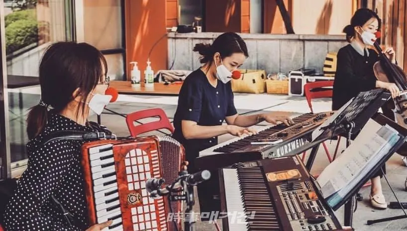 연주팀 드라뮤지션(Dramusician) (사진제공=극단 벼랑끝날다)