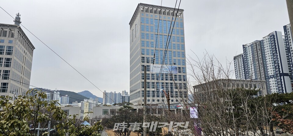 부산시청사 전경.(사진_박윤승 기자)