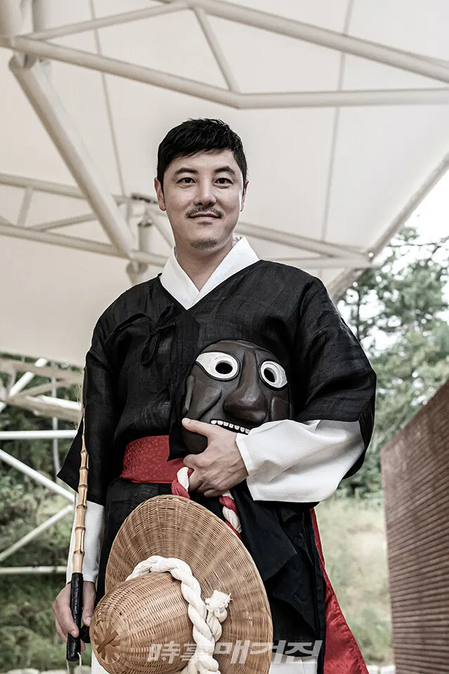 고성 오광대 말뚝이  배우 김성범