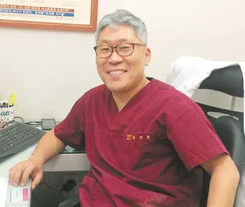 ▲ 퀸스메디산부인과 정성윤 원장