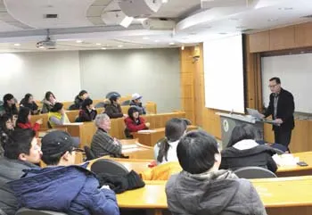 ▲ 이효영 교수의 세미나는 아직까지 눈 뜨지 못한 대한민국의 잠재된 과학 기술력을 일깨운다. 특히 이 교수는 ‘연구 환경의 재구성’을 언급한다.