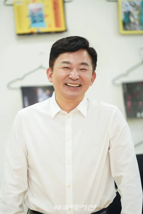 “철통 방역의 토대 위에 지역경제 회복과 함께 코로나 이후 시대를 제주가 선도하기 위한 준비에도 최선을 다하겠다”고 말한 원희룡 제주도지사