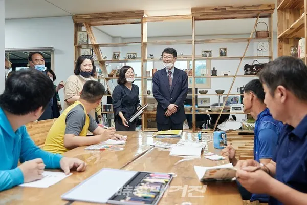 김태엽 서귀포시장, 민생, 안전, 배려의 현장방문 (사진은 남원읍 서귀포주간보호센터 현장방문 사진 - 서귀포시청)