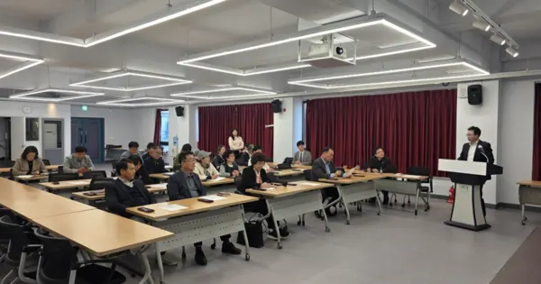 광주시, ‘오포대교~양촌사거리 도로 개설 공사’ 주민설명회 개최하고 있다. (사진_광주시)