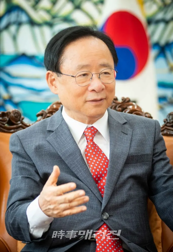 이주영 국회부의장
