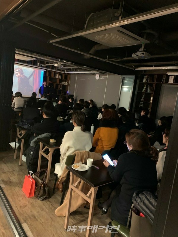 박광혁 의사는 지난 20여 년 동안 프랑스, 영국, 독일, 스페인, 이탈리아, 네덜란드, 벨기에, 덴마크, 러시아, 스위스, 오스트리아, 미국, 일본 등 전 세계 미술관을 순례하며 그림에 담긴 의학과 인문학적 코드를 찾아 관찰하고 기록했다. 그것이 바로 그가 전하는 '히포크라테스 미술관'이다.