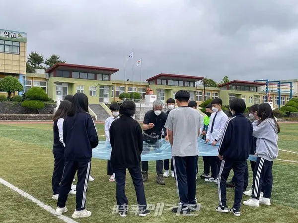 서귀포시진로교육지원센터, 찾아가는 진로체험 행사 모습 (사진_서귀포시진로교육지원센터)