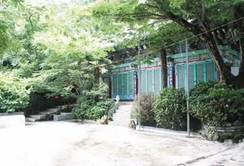 ▲ 지금도 굿당이 있는 법화종 법운암
