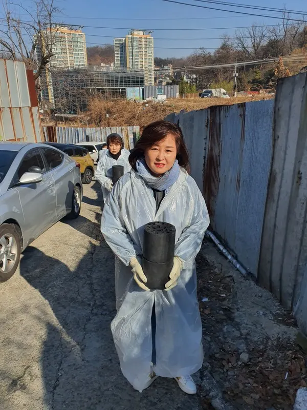 김동신 대표이사