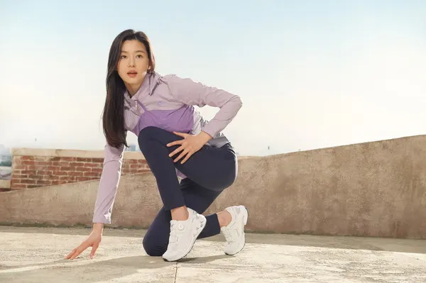 네파 알파노 고어텍스 전지현 화보컷