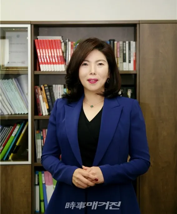 ㈜명당 이라희 대표