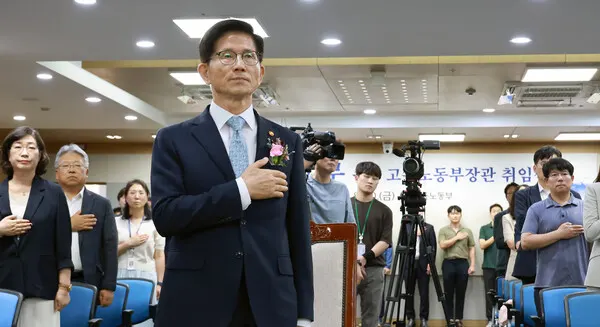 김문수 고용노동부 장관.(사진_고용노동부)
