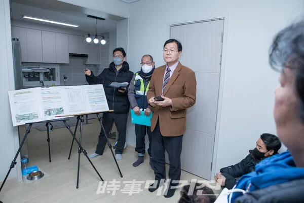 광주도시철도건설본부와 시공사인 경남기업 관계자들은 지난 17일 현장을 방문해 주민들의 의견을 청취했다.(사진_최윤규 기자)