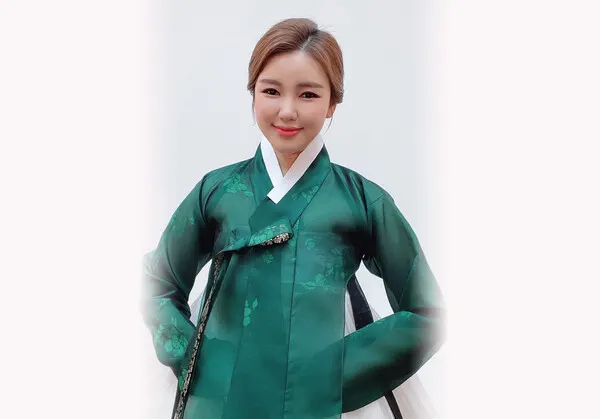 송가인 (사진 제공 : 포켓돌스튜디오)
