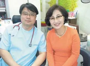 ▲ 오랜 시간을 함께한 이순범 고객. 강혜련 상무가 힘들 때나 어려울 때 다시 한 번 날개를 펼 수 있도록 일으켜 세워준 스승 같은 고객이다.