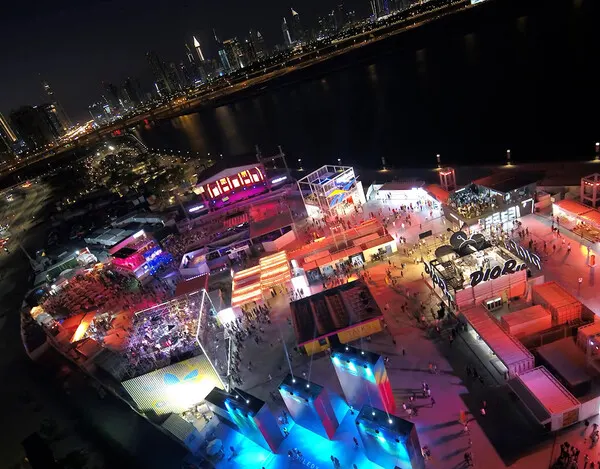 두바이 디자인 디스트릭트에서 열린 Sole DXB 현장 (출처_dubaidesigndistrict.com)