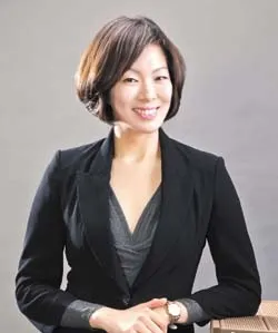▲ 진미경 FSR은 자신이 지닌 특유의 성실함을 바탕으로 고객 한 분 한 분에게 진심어린 컨설팅을 제공하고 있다. 물질적인 혹은 경제적인 성공보다 자신이 지닌 진심의 힘으로 롱런할 수 있다면 더 바랄 것이 없다는 그녀다.