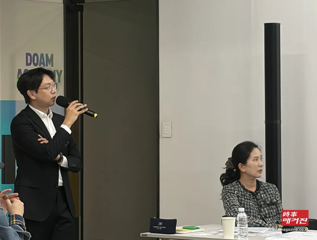 '도암 펠로우, 독일 라이프치히 국립음대 초청연주' 기자간담회에서 주소영 아트센터도암 대표와 송영민 예술감독(사진_아트센터도암)