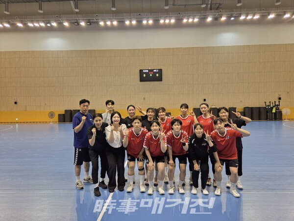서울시청 여자 핸드볼팀 (사진_서울시체육회 제공)
