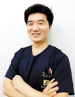 ▲ 라인의원 심원석 원장