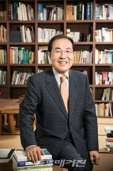 사진 = 윤동한 회장