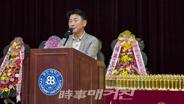 의정부시 김동근 시장 격려사 모습 [사진_박종문 기자]