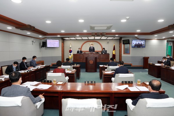 진안군의회는 17일 제2차 본회의를 열어 제270회 제1차 정례회를 폐회했다.(사진-진안군의회)