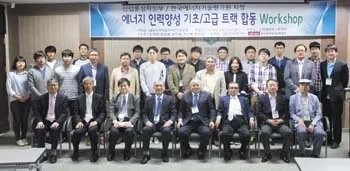 ▲ 백수현 교수는 2015년까지 자신이 총괄책임을 맡고 있는 국책사업 ‘친환경 전력기기 사업인력 기초트랙’ 과제에 충실할 계획이다.