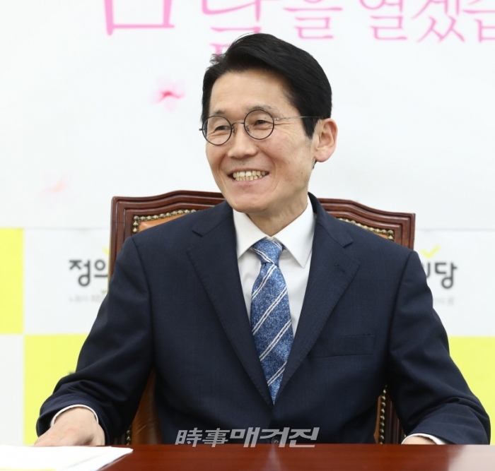 윤소하 정의당 국회의원(사진_시사매거진)