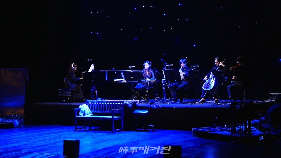 작곡가 심연주와 극음악 전문 앙상블 ‘드라뮤지션’(dramusician) (사진=극단 벼랑끝날다)