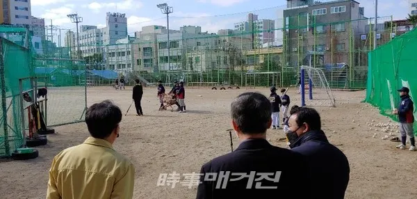 이경희 부교육감이 제주남초등학교를 방문하여 신종 코로나 바이러스 대응상황 점검 및 개학대비 학생 안전대책을 점검 했다. (제주특별자치도교육청)