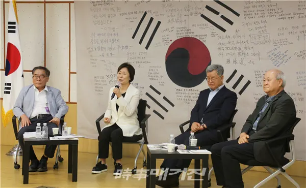 윤주경 미래통합당 국회의원이 광복 75주년을 맞아 13일(목) 국회의원회관 제3세미나실에서 '독립운동 정신의 오늘과 내일' 토론회에서 발언하고 있다.(사진_윤주경의원실)