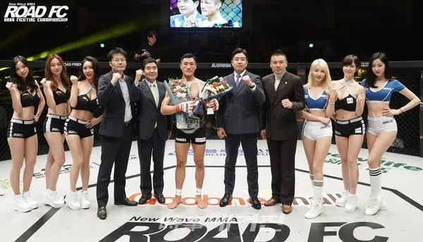 김민우 챔피언(사진_ROAD FC)
