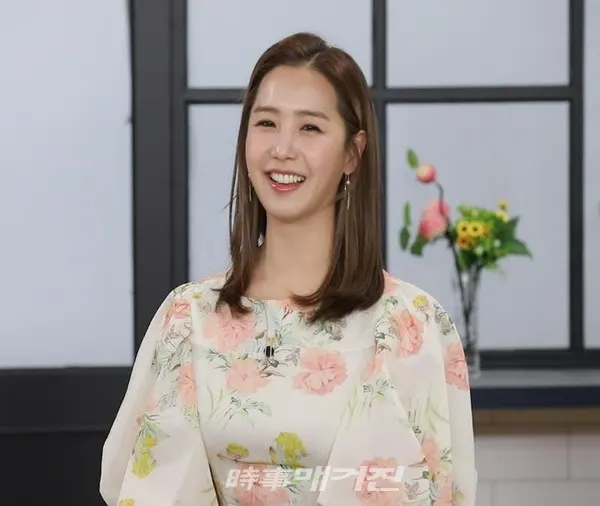 이지애가 오는 4월 8일부터 TV CHOSUN '슬기로운 정보생활 알콩달콩'의 새 MC로 발탁되었다. 센스있는 진행실력으로 다양한 활동을 이어가고 있는 이지애의 활약에 많은 기대와 관심이 집중 된다.(사진제공_스타잇엔터테인먼트)