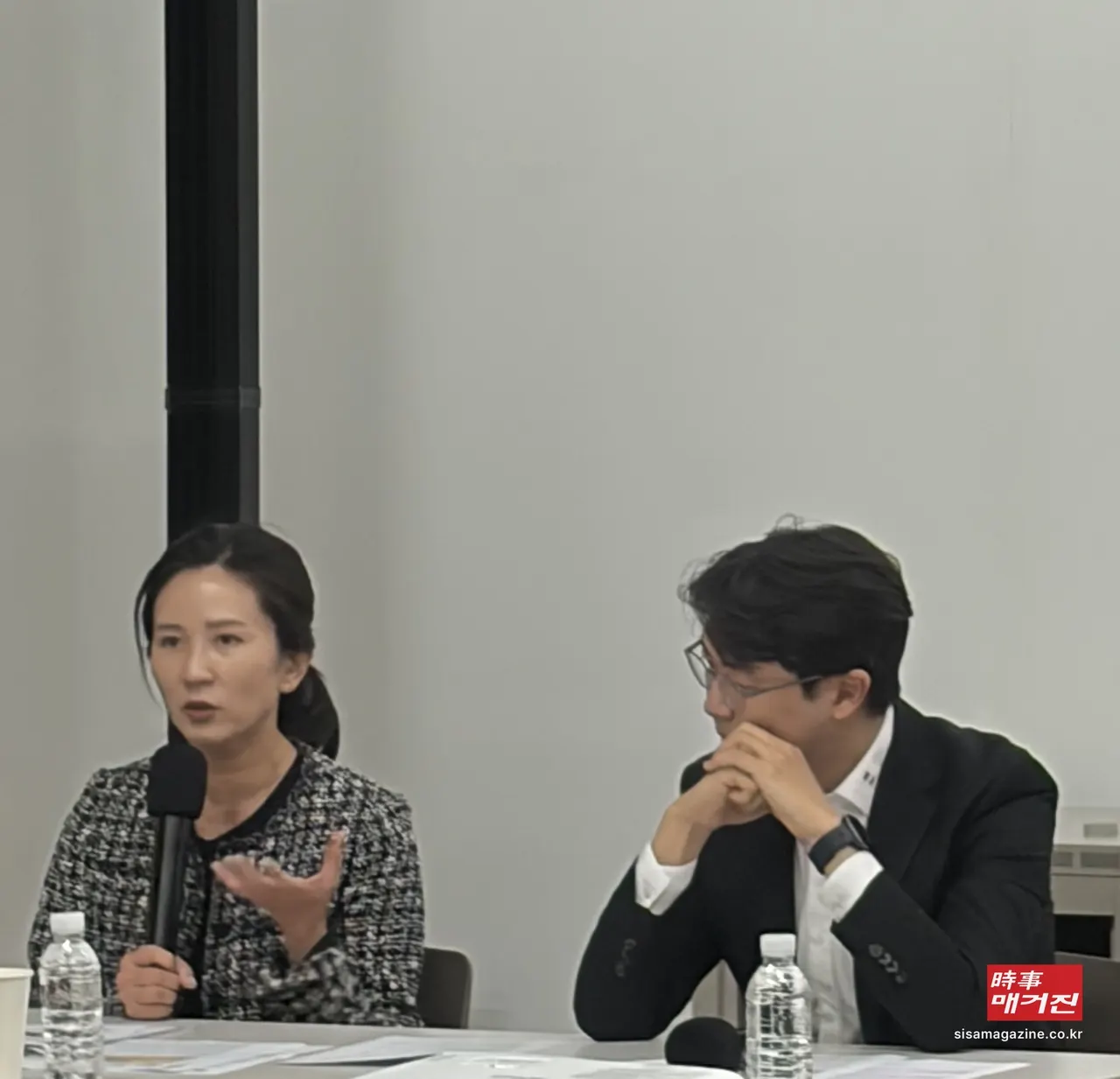 '도암 펠로우, 독일 라이프치히 국립음대 초청연주' 기자간담회에서 주소영 아트센터도암 대표와 송영민 예술감독(사진_아트센터도암)