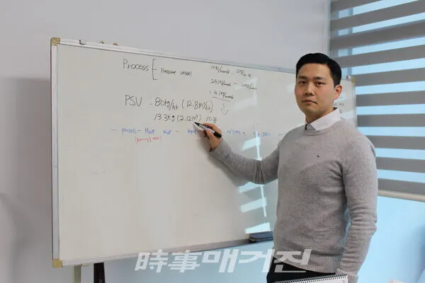 이호현 대표는 “대부분의 환경업체는 마케팅에 투자할 여력이 부족한 경우가 많은 것이 현실이다. 이런 현실 속에서 ‘환경을연결하다’ 플랫폼을 통해 환경이 필요한 기업과 환경업 체가 성공적으로 연결되었을 때 큰 보람을 느낀다. 특히 기술력을 갖춘 환경업체와의 연결을 통해 간접적으로 환경에 기여할 수 있다는 점에서 더욱 보람을 느낀다”라고 말했다.