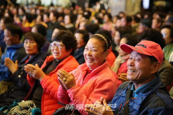 전주시 농업인의 날 기념행사가 11일 평화동 알펜시아컨벤션센터에서 농업인 등 500여명이 참석한 가운데 열렸다.
