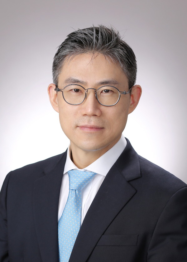 글로벌 의료사업 추진단장 김종석 원장