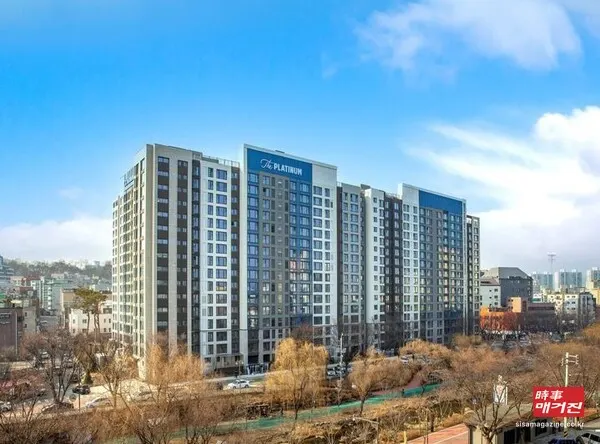 쌍용건설은 서울 송파구 오금동 67-7번지 위치한 '송파 더 플래티넘'을 준공했다.(사진_뉴시스)