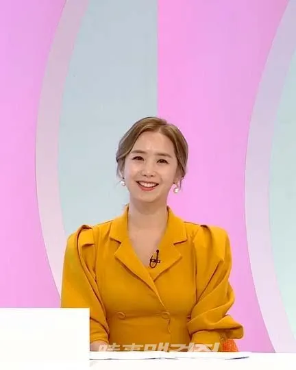 아나운서 이지애가 오는 7일 방송 예정인 EBS '부모'에서 진행자가 아닌 부모의 시선으로 사교육과 관련된 날카로운 질문을 던지며 전문가들의 명쾌한 해답을 구할 예정이다. 안정적인 진행으로 믿고 보는 MC의 활약을 이어가고 있는 아나운서 이지애씨에게 많은 관심이 집중된다. (사진제공_EBS)