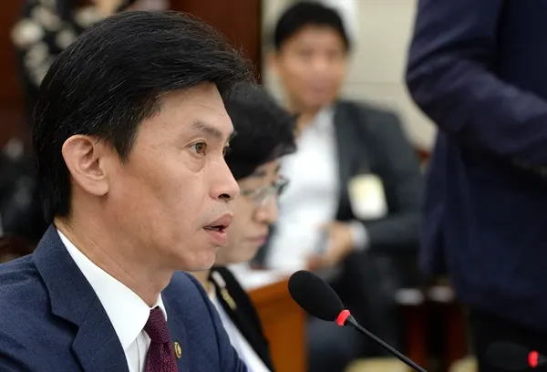▲ 손문기 식품의약품안전처장이 7일 오전 서울 여의도 국회 보건복지위원회에서 열린 식품의약품안전처 국정감사에서 의원들의 질의에 답하고 있다.