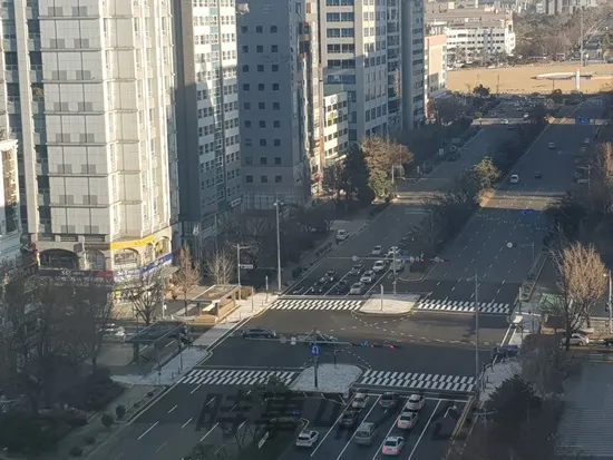 창원광장 남측에 위치한 중앙대로 중앙사거리 (사진제공:창원시청)