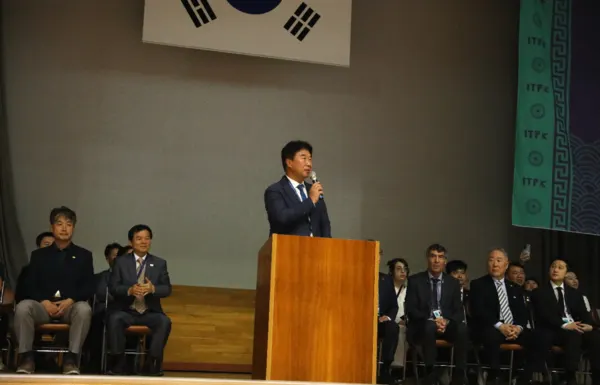문화체육관광위 소속 이기헌 국회의원이 축사를 하고 있다.(사진_태권도 ONE 참피온쉽 조직위원회)