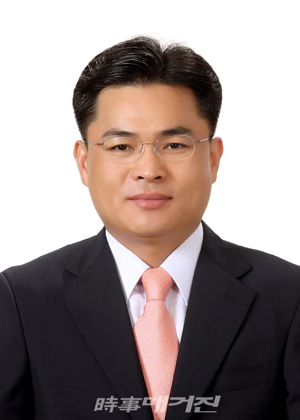 윤승규 동국대 법대 특임교수