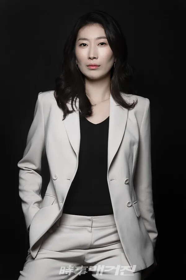여러 국제무대에서 활동해 온 재즈피아니스트 황은정의 정규 2집 <나르샤>가 발매된다.