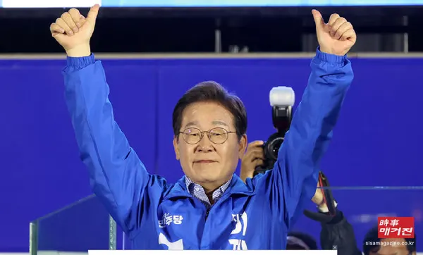 이재명 대통령은 또 취임과 동시에 국무총리 인선을 비롯한 내각 구성 작업에 착수할 것으로 보인다. 초대 국무총리에는 민주당 전략통으로 꼽히는 4선의 김민석 최고위원이 사실상 내정된 것으로 알려졌다. 대통령 비서실장에는 3선의 강훈식 민주당 의원 발탁이 유력하다.(사진_뉴시스)