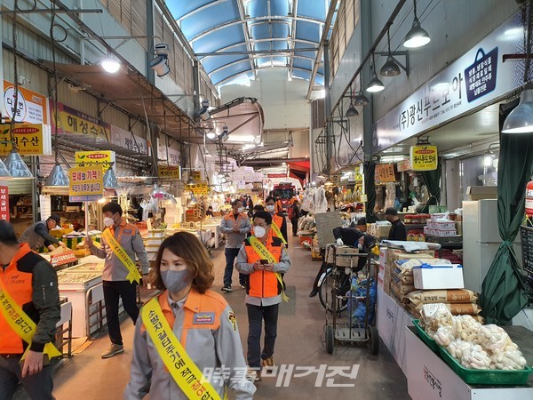 소방차량길터주기 캠페인(사진_광주서부소방서)