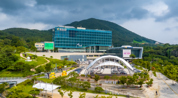 광주시청사 전경