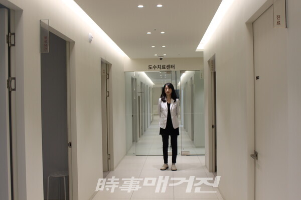 박미나 원장은  “어지럼은 생각보다 치료가 잘되므로 포기하지 말고 적극적으로 치료 받기를 권한다. 환자의 상태에 따라 자율신경주사(SNEPI)와 도수치료를 병행해 빠른 증상 완화를 돕고 있다”고 전했다.