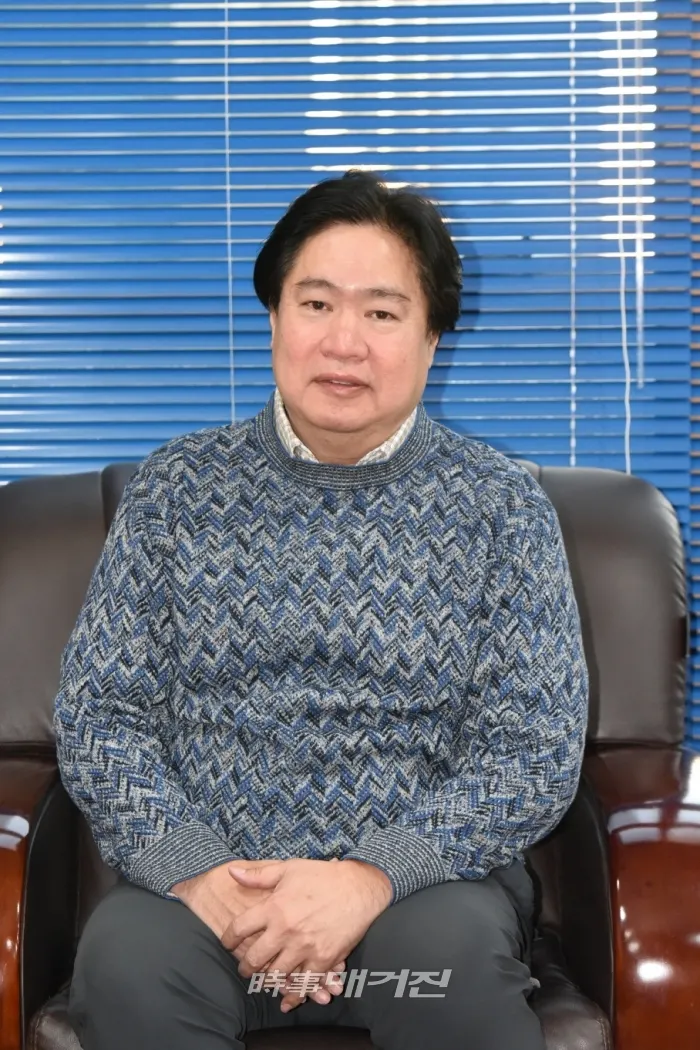 탄 윈 박사
